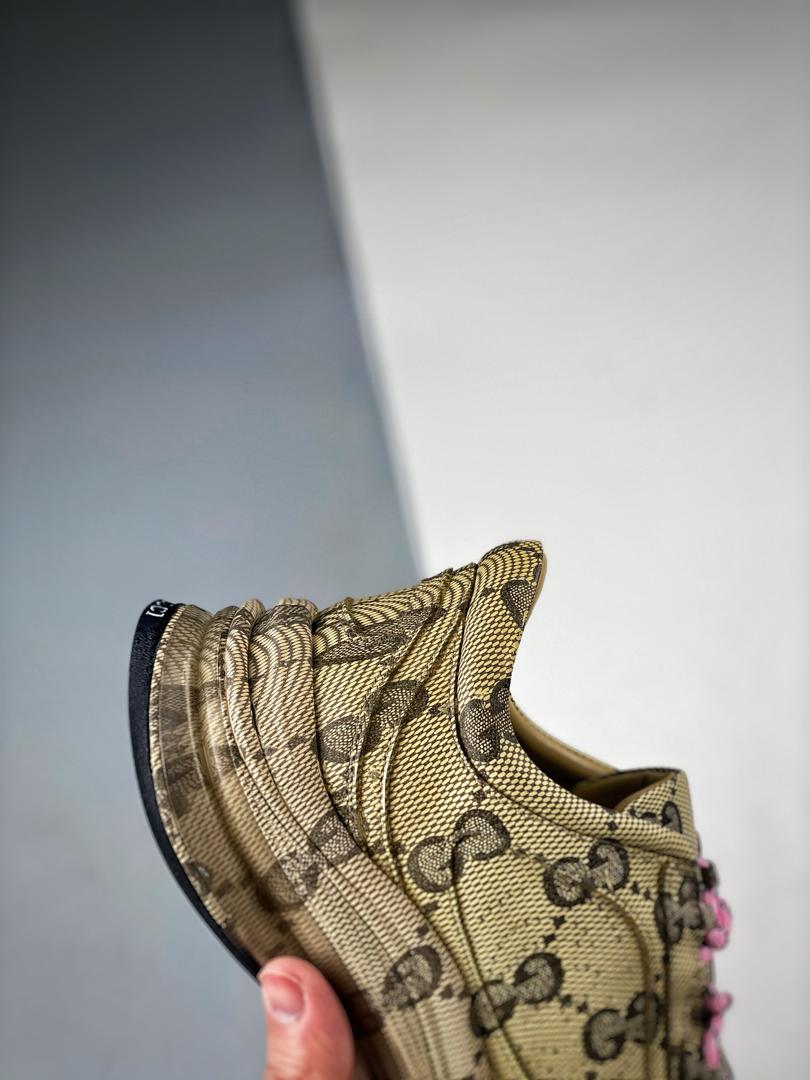 Gucci Women’S Gucci Run Sneaker In Water Transfer Printed Leather Beige 725612 Aabeb 9742
