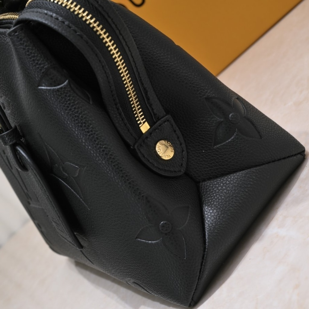 Louis Vuitton Petit Palais Monogram Empreinte Leather Black 29Cm M58916