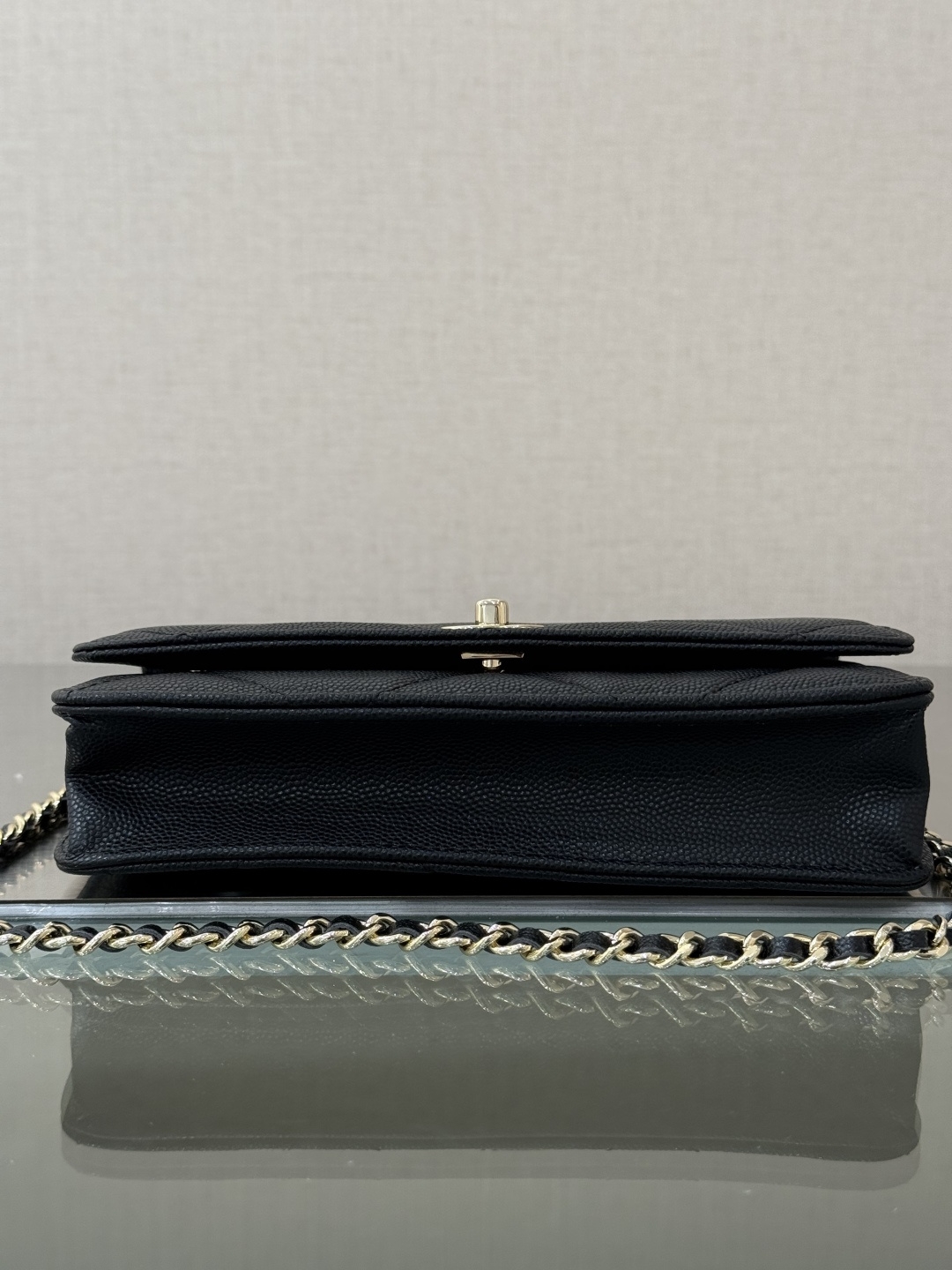Classic Wallet On Chain with Top Handle（Black）