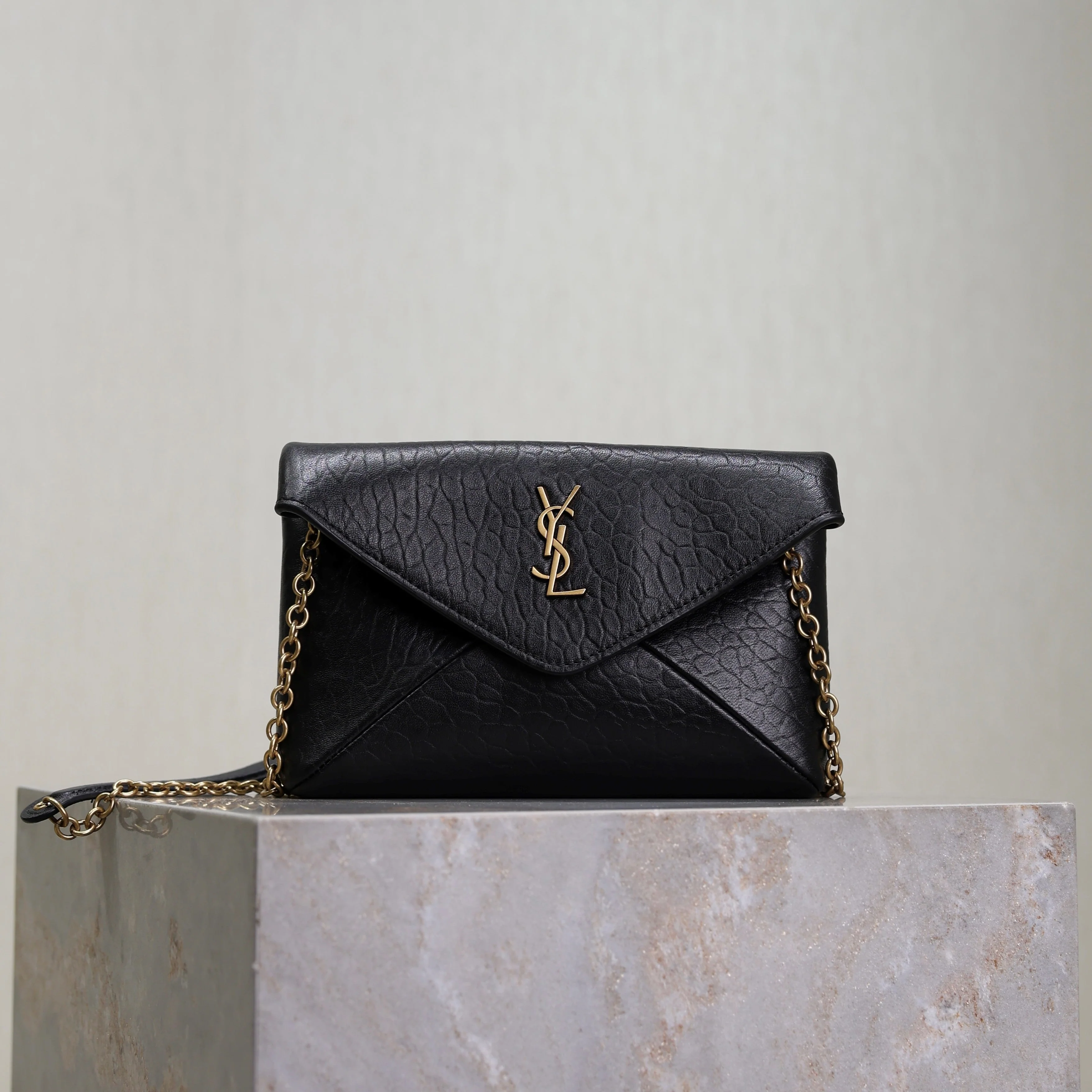 Calypso Bag 19cm Black Elephant Leather