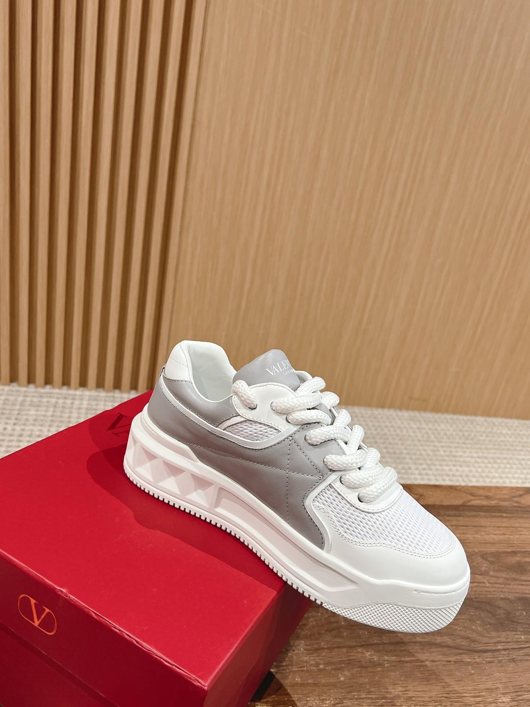 Valentino Garavani Sneaker