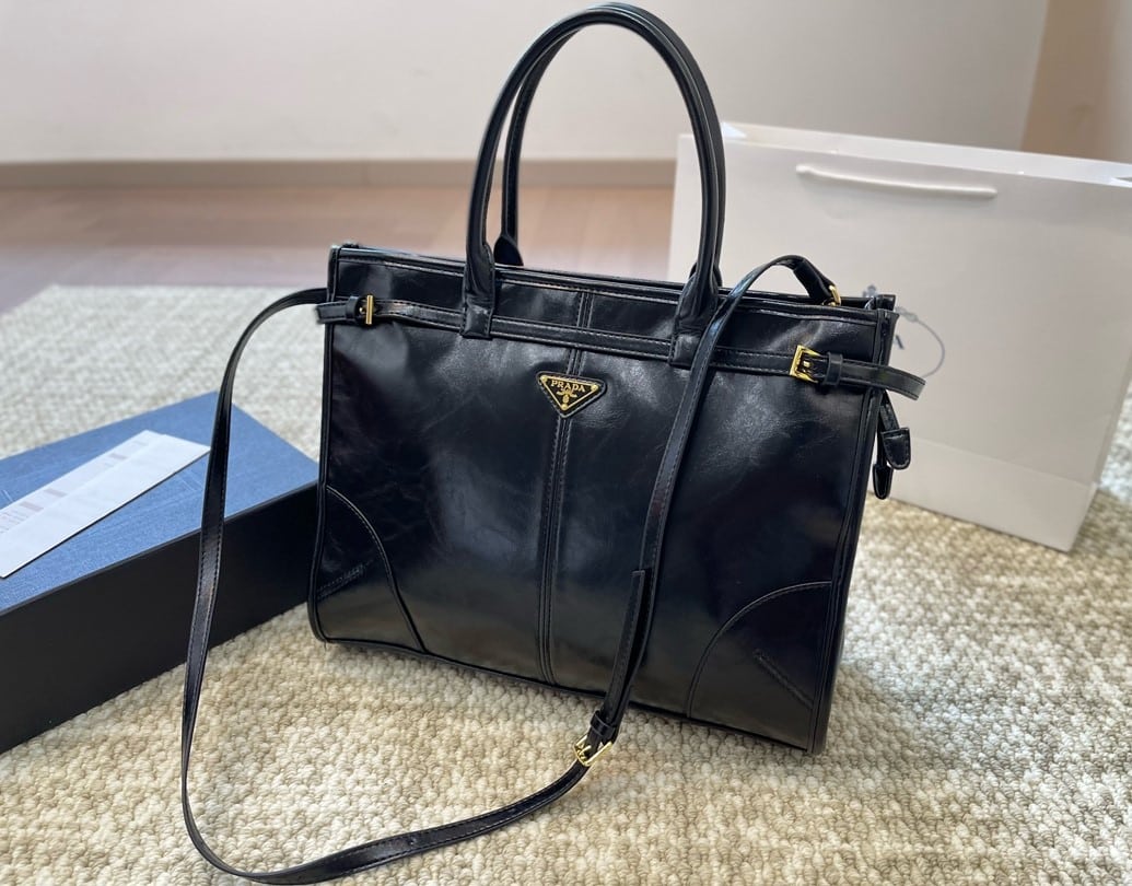 Prada Large Leather Handbag Black 40Cm