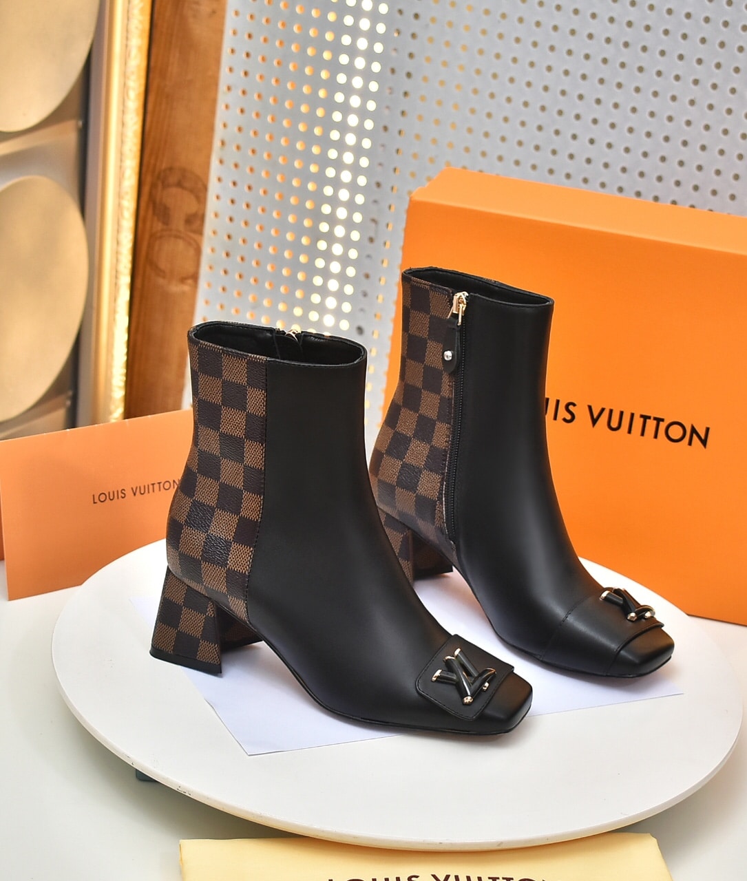 Louis Vuitton Shake Ankle Boots Black And Brown