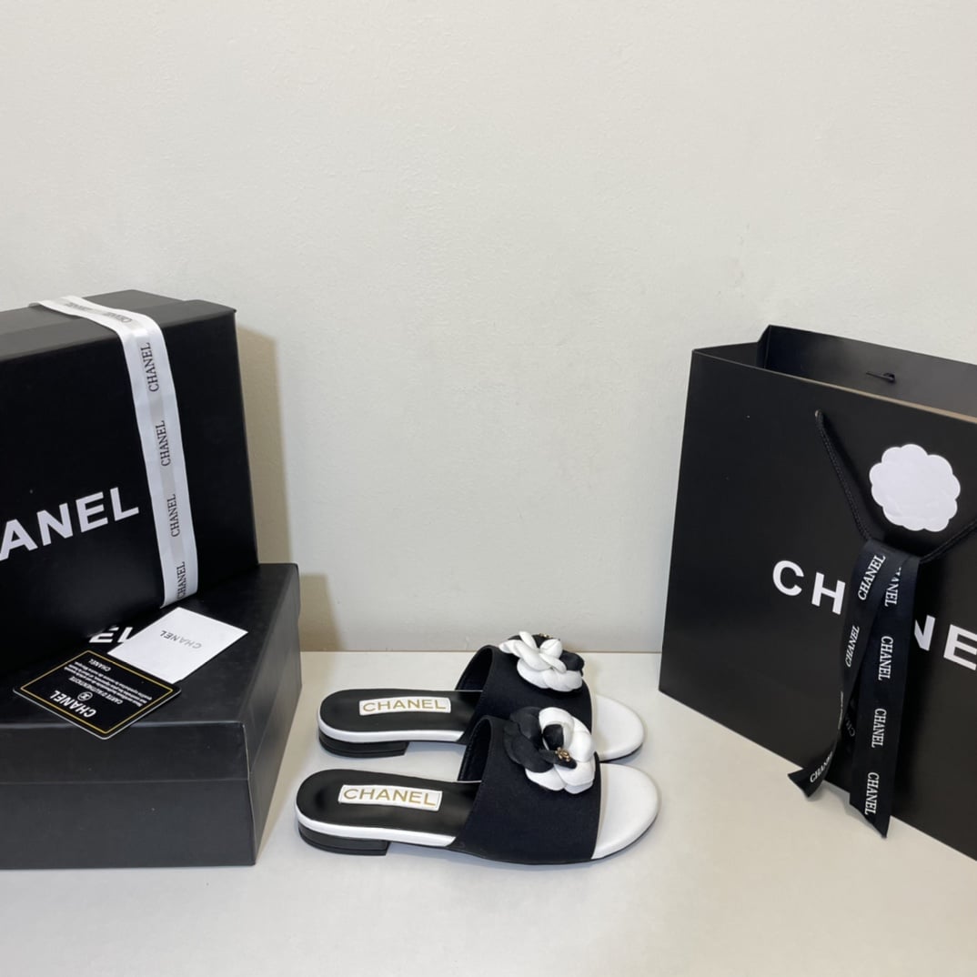 Chanel Camellia Slides Black White