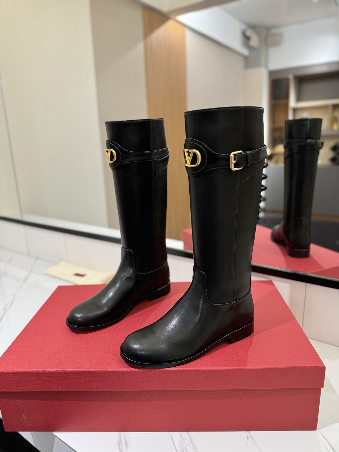 Valentino Garavani VLogo Signature Calfskin Knee Boots Black – Heel 30mm