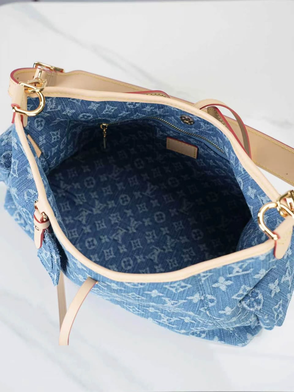 Louis Vuitton Carryall Cargo PM Bag Blue Denim 33.5cm M28287