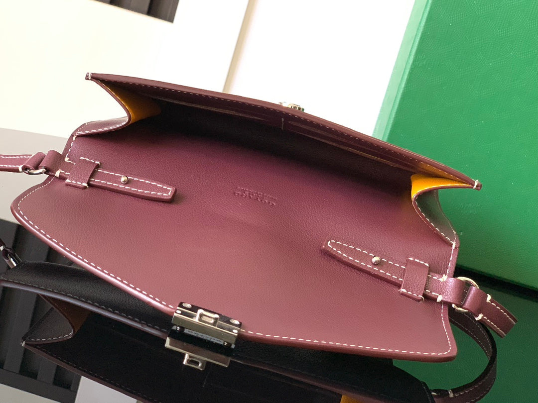 Goyard Chypre Wallet-Pouch 21 Cm Wine Red Goyardine Canvas And Calfskin