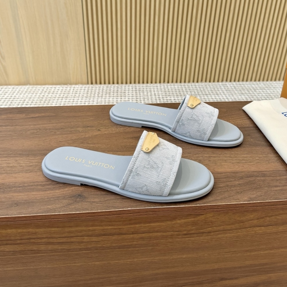Louis Vuitton Lily Flat Mule Gray 1Agxaa