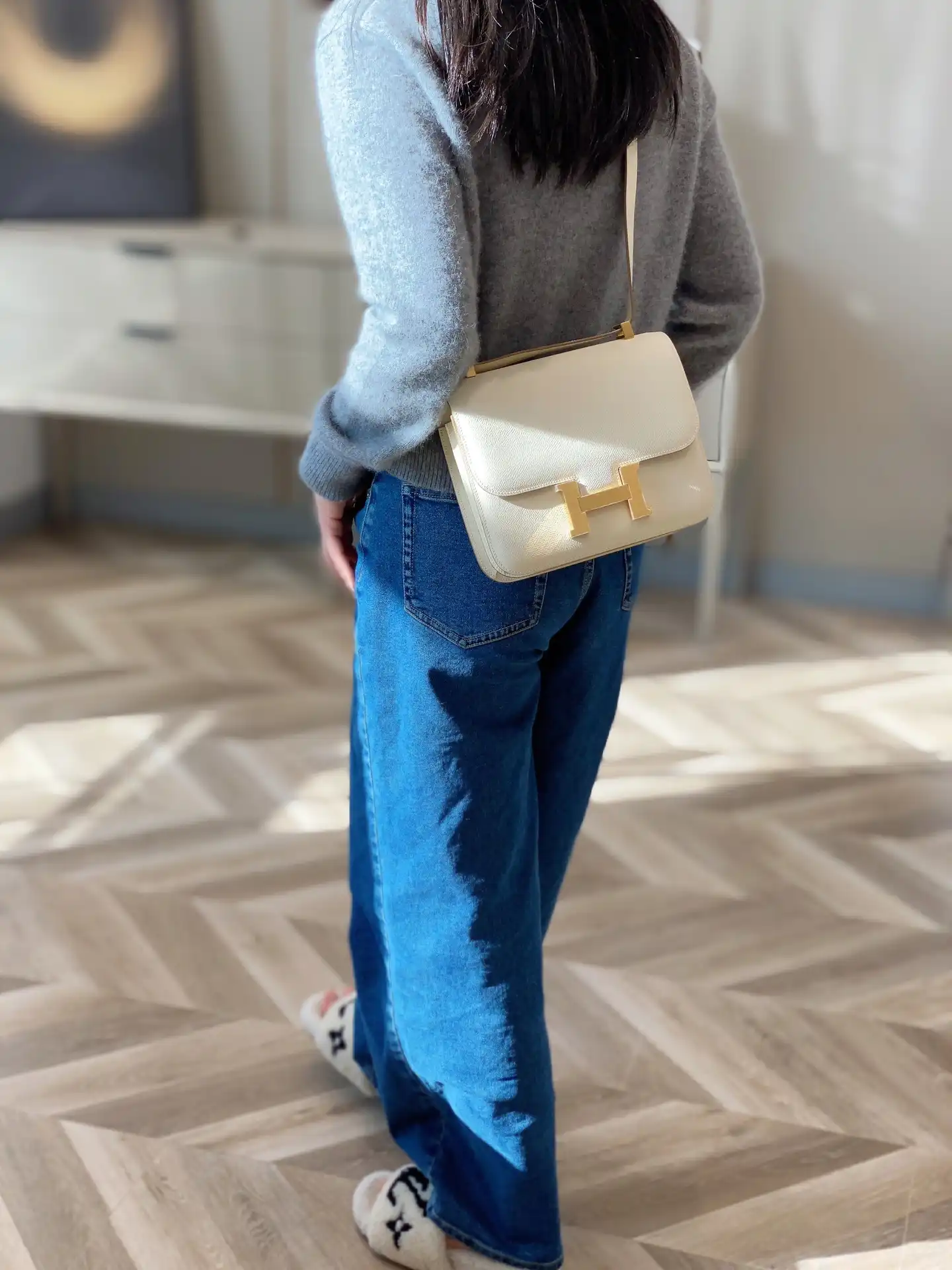 Constance  23