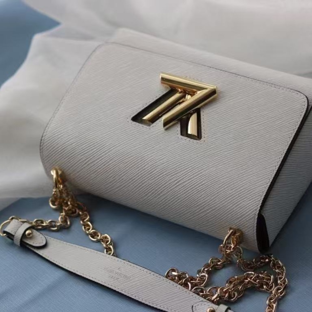 Louis Vuitton Twist MM White 23cm M21111