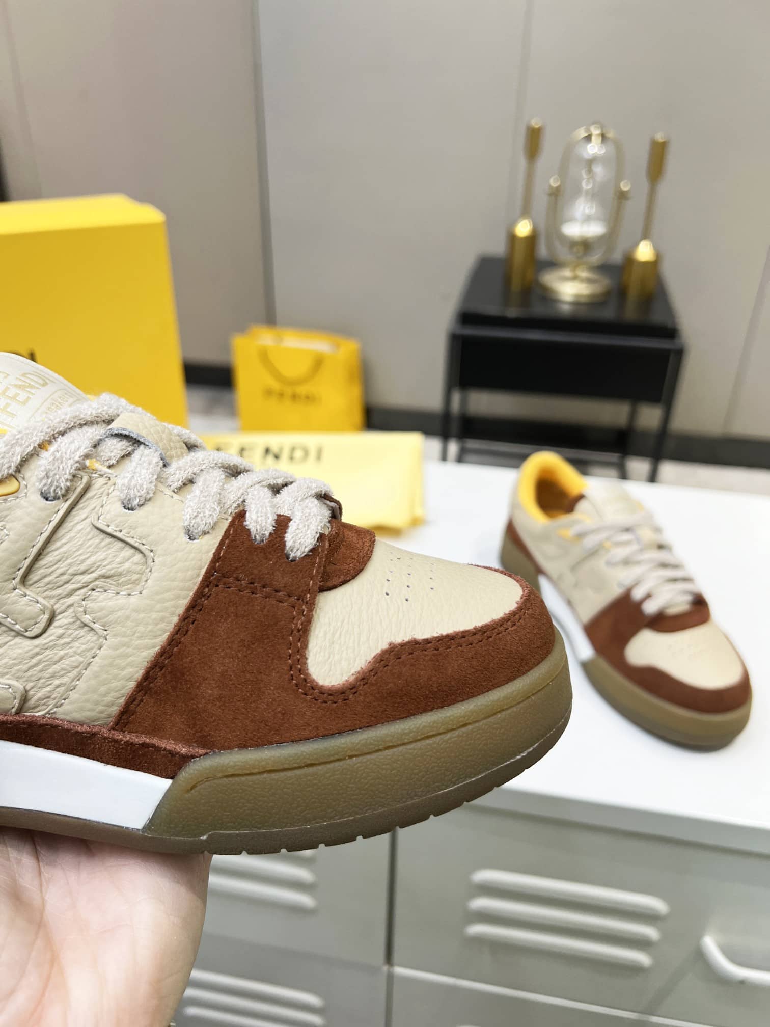 Fendi Match Suede Low-Tops Beige 8E8252Ahh2F1Fhu