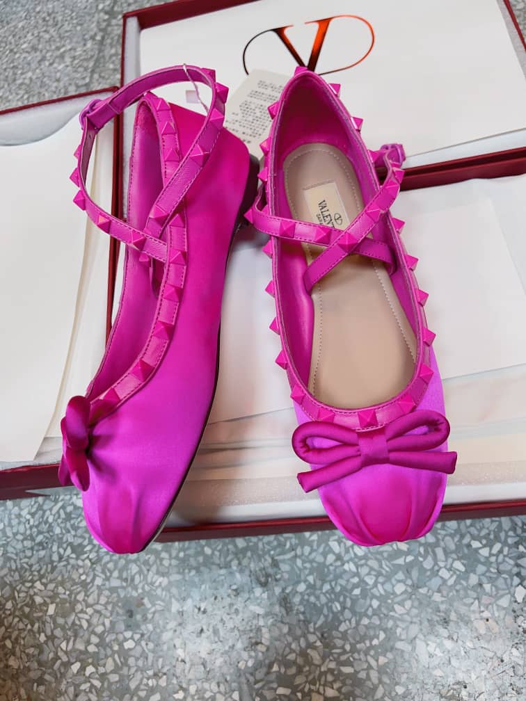 Valentino Garavani Rockstud Satin Ballerinas With Tone On Tone Studs Pink 3W2S0Hb6Mju Uwt