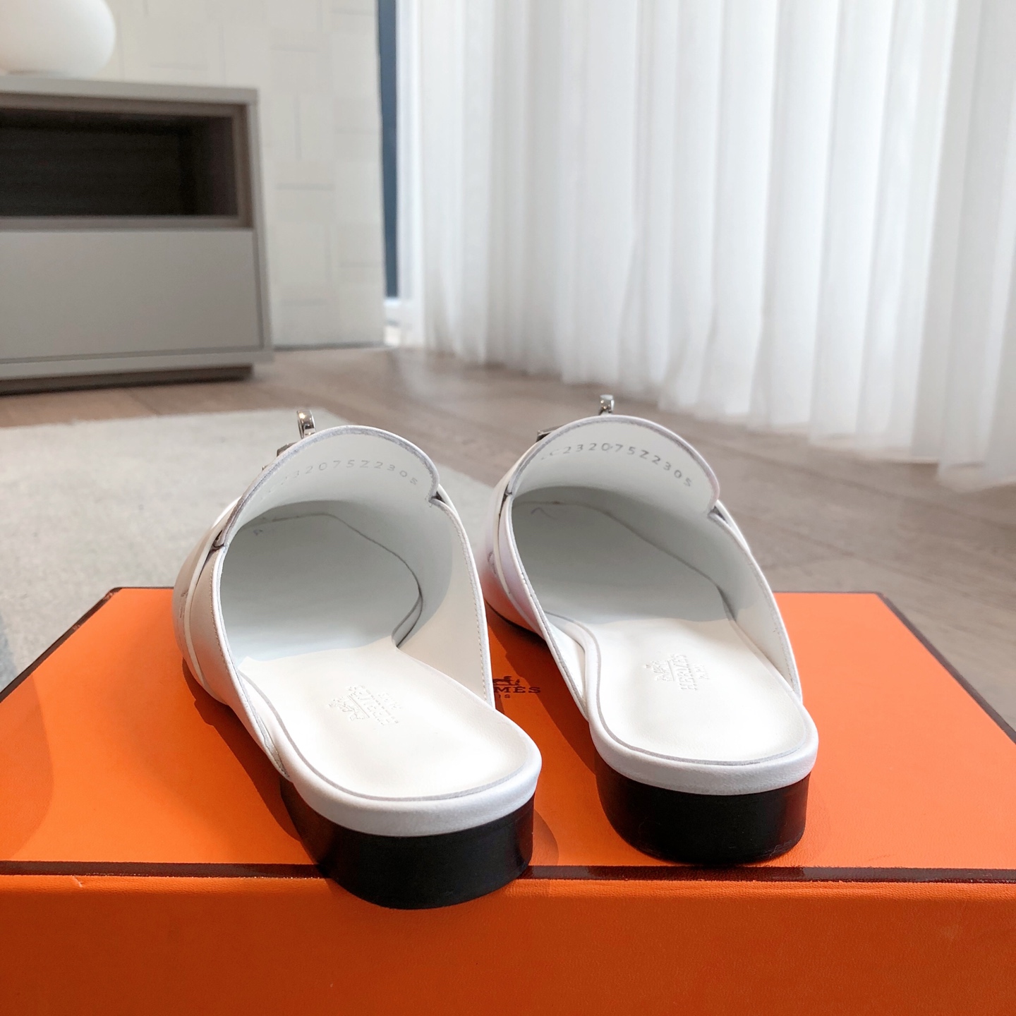 Hermes Oz Mule White
