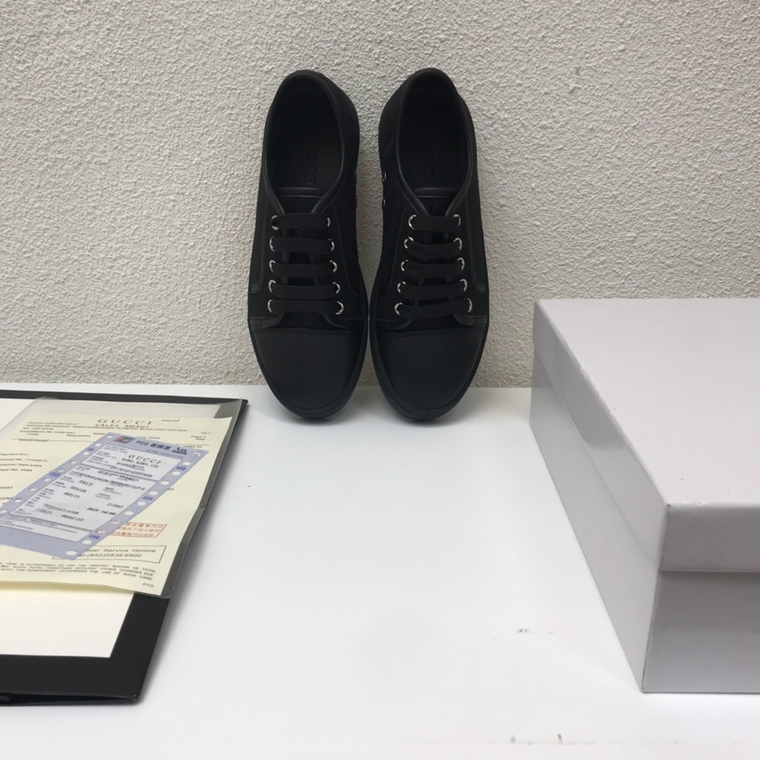 Gucci Women’S Leather Top Sneaker Black