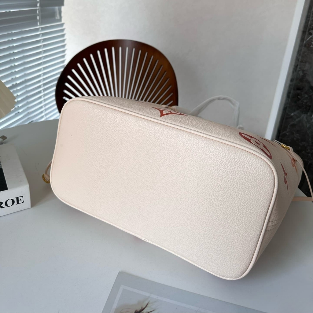 Louis Vuitton Neverfull MM Bag Beige Clair 33cm M46516