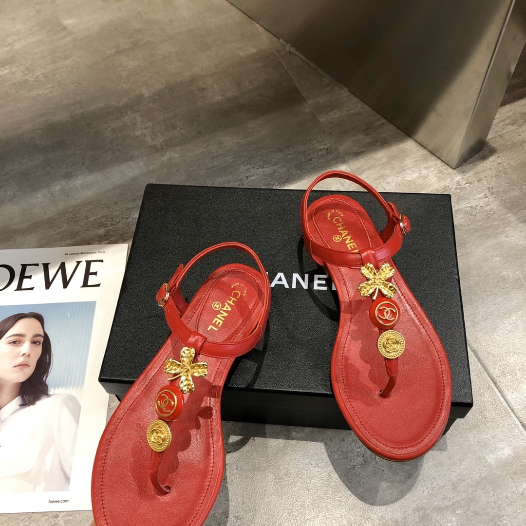 Chanel Camellia Thongs Sandals With Gold Leaf Clover Wine Red