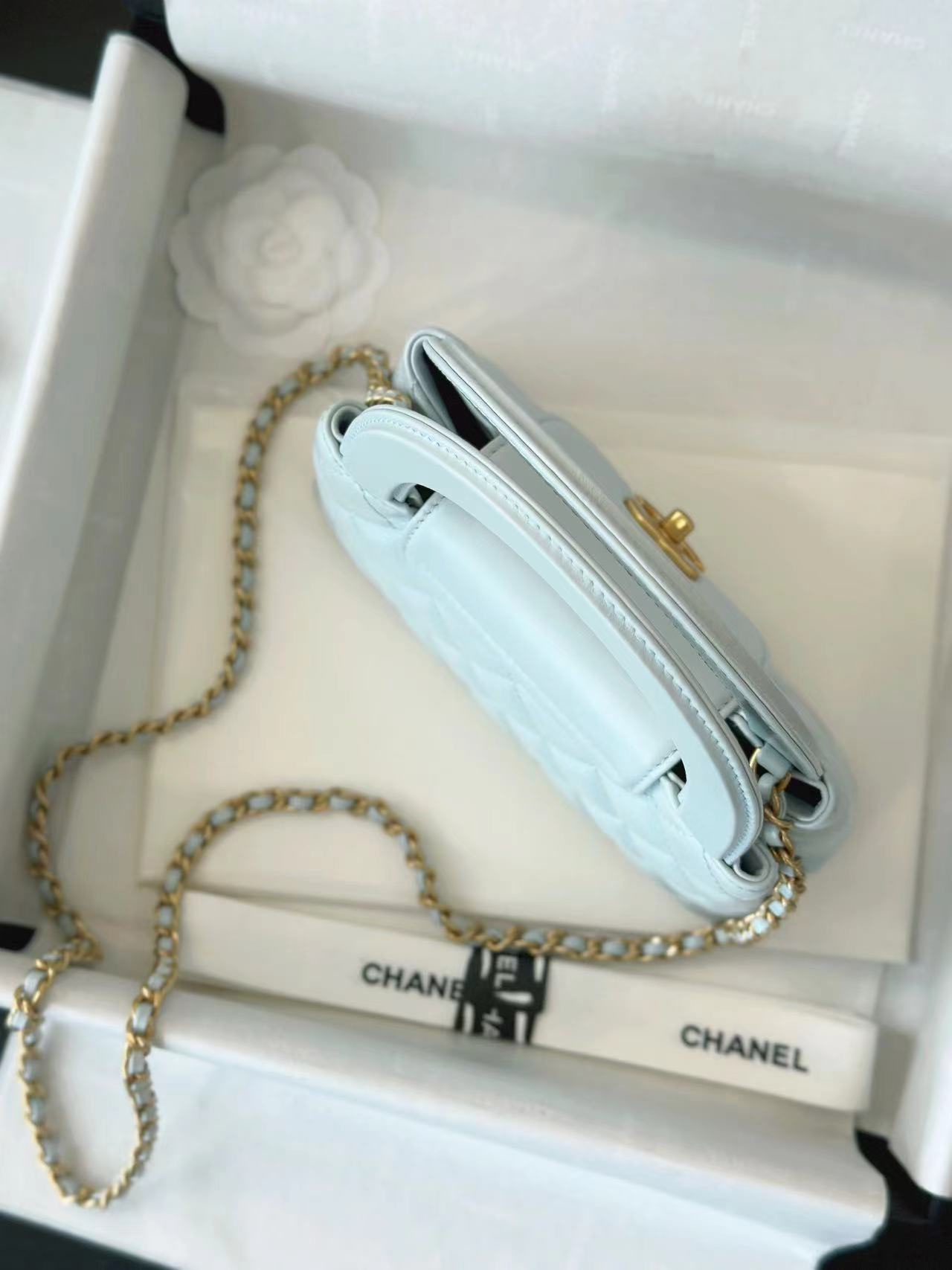 CHANEL 24 shopping bag