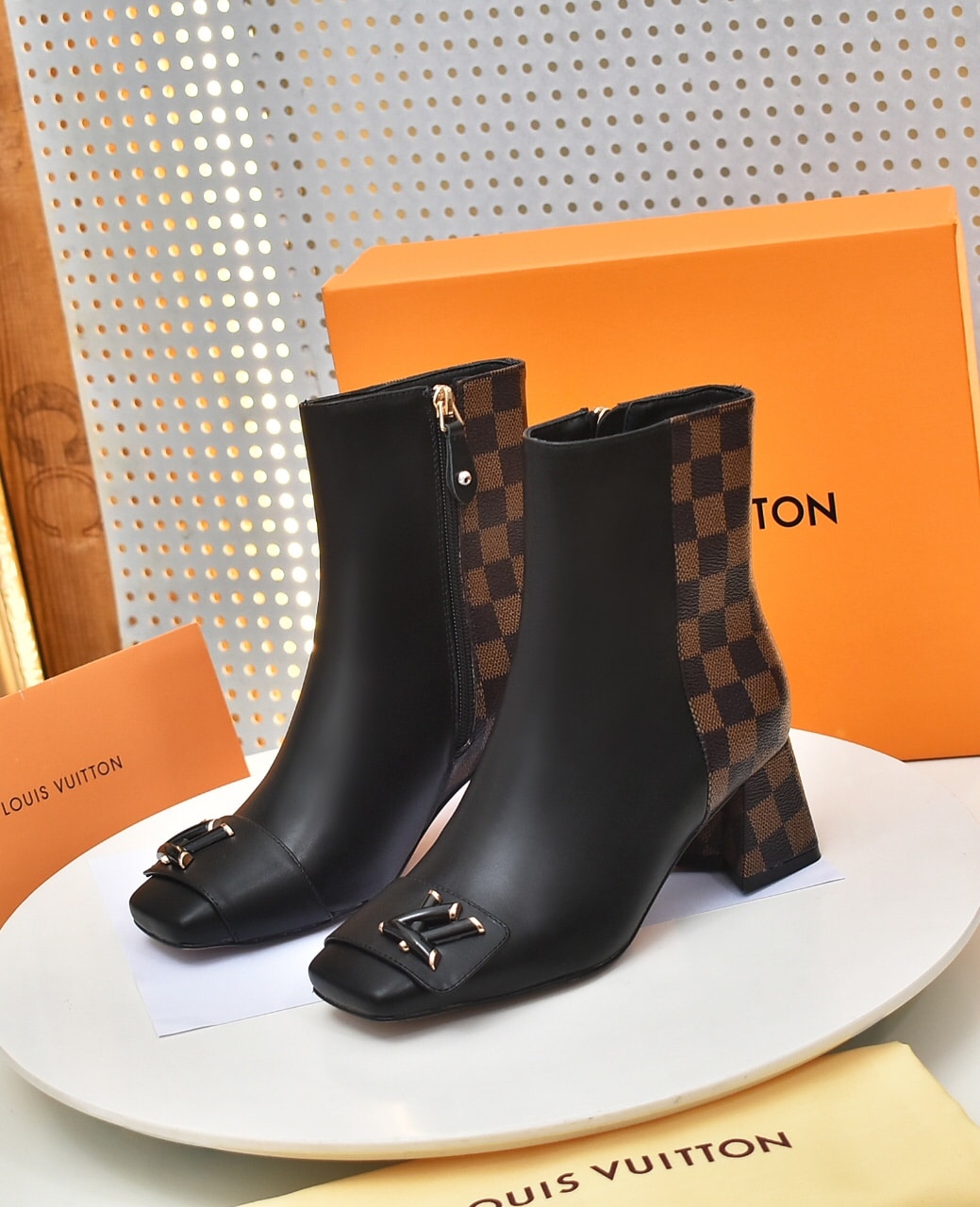 Louis Vuitton Shake Ankle Boots Black And Brown