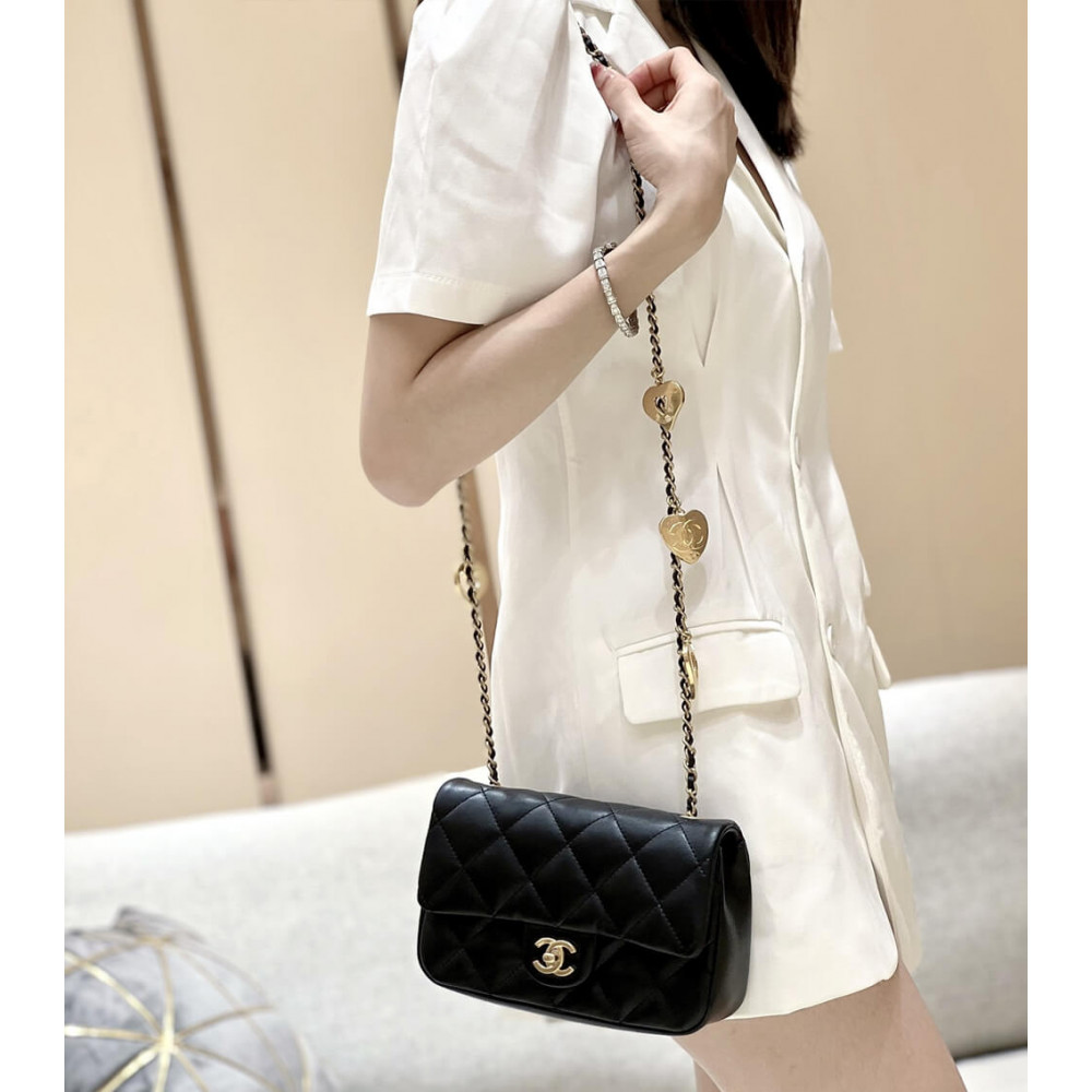 Chanel Mini Flap Bag 20cm Heart Chain