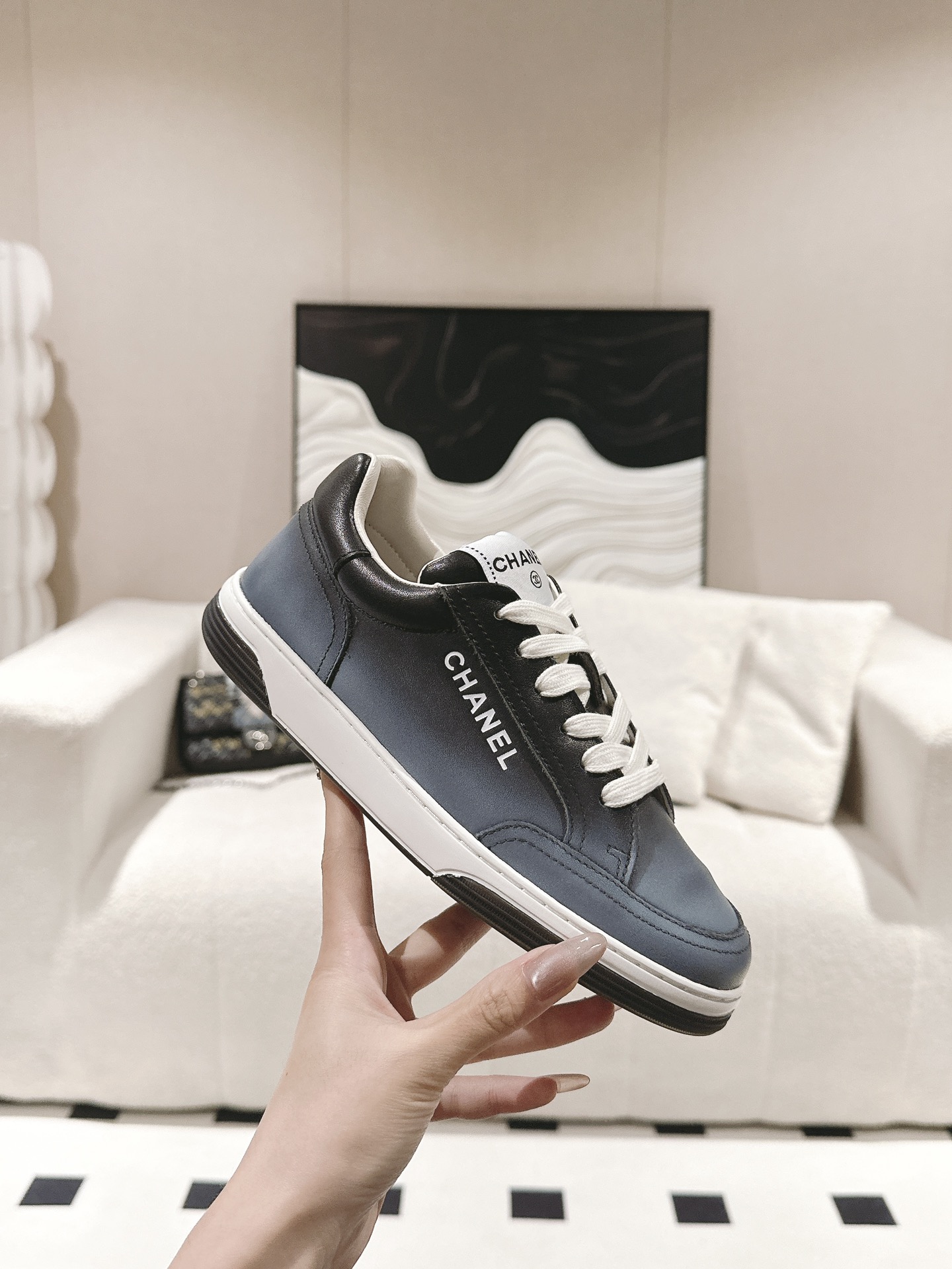 CHANEL Casual Cruise 2024/25 Sneakers