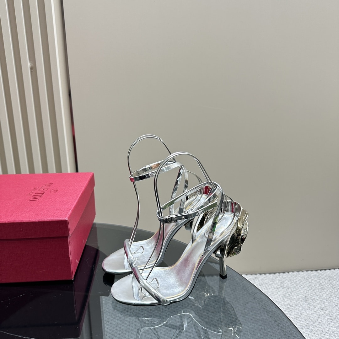 Valentino Garavani Archive Roserouche Metallic Leather High Heel Silver
