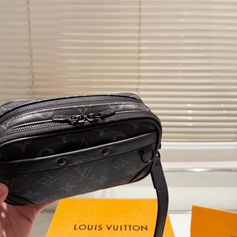Louis Vuitton Alpha Wearable Wallet Monogram Eclipse Black 19Cm M82542