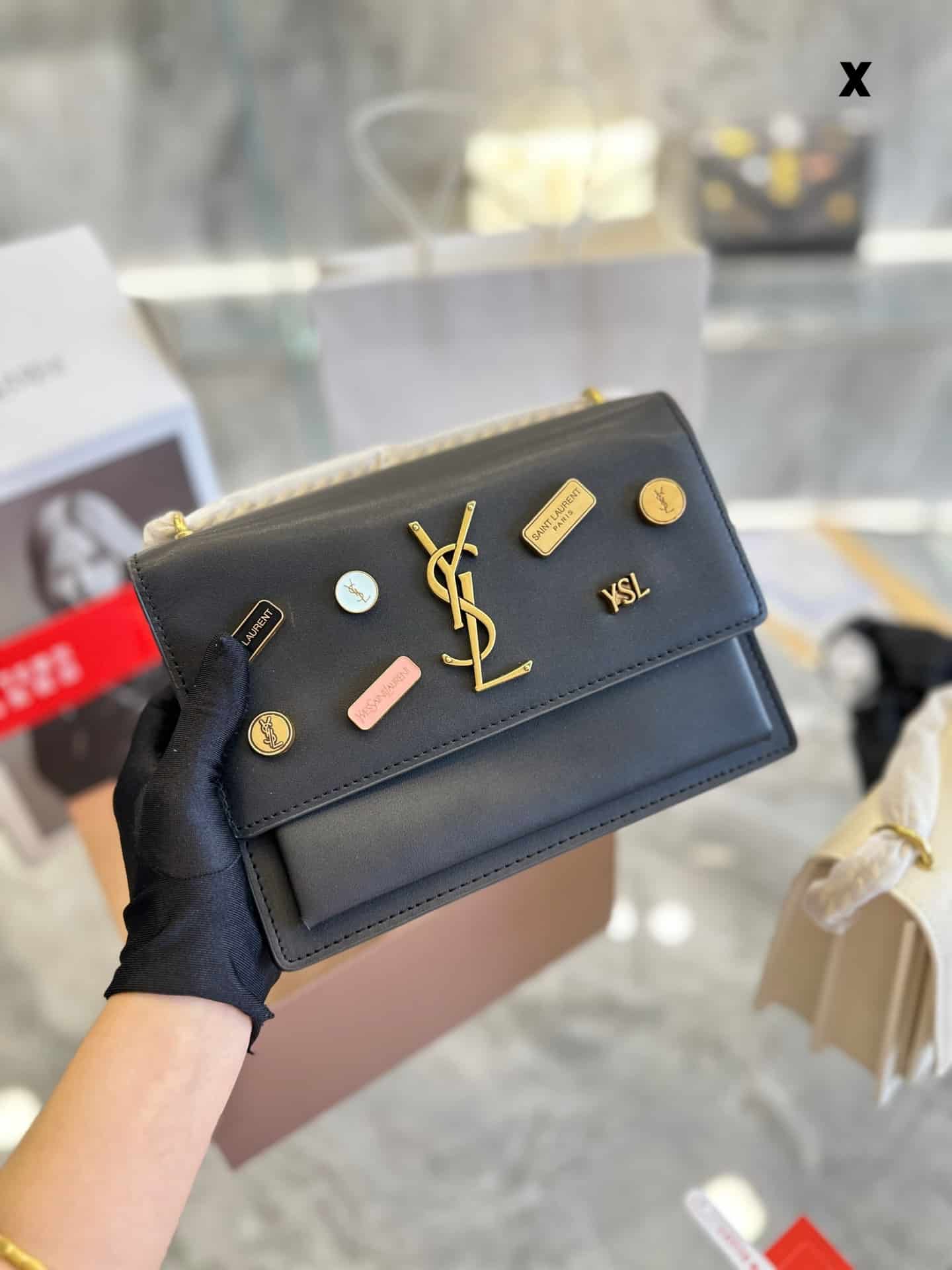 Saint Laurent Sunset Chain Bag In Smooth Leather With Sticker Black 22Cm