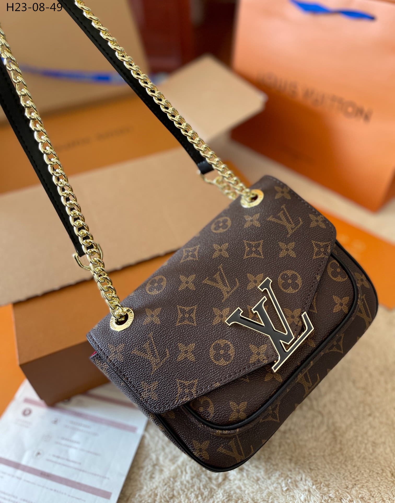 Louis Vuitton Passy Monogram Canvas 23Cm M45592