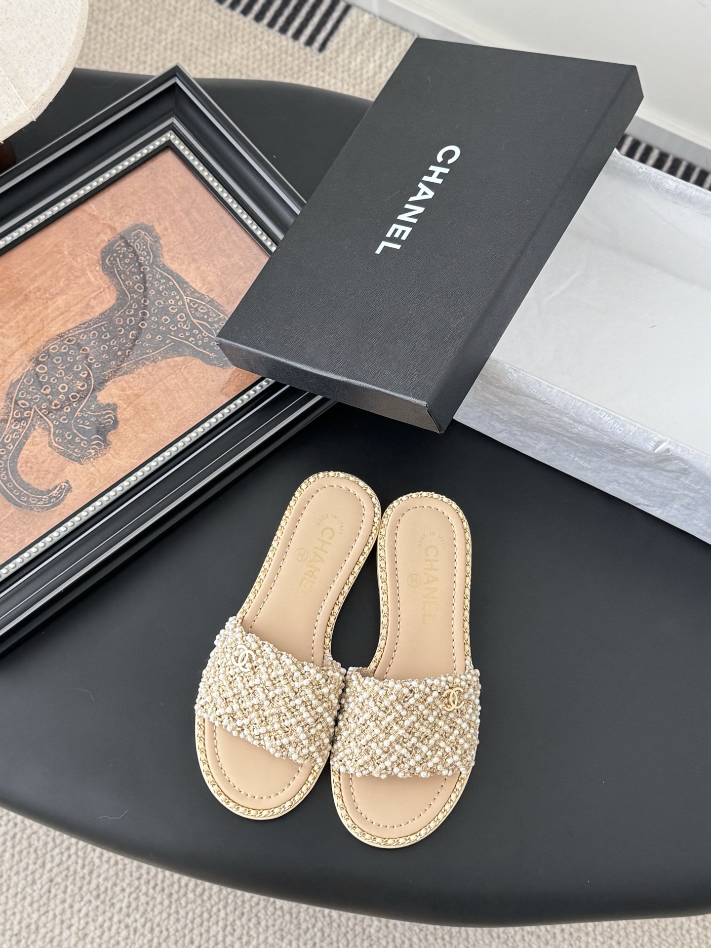 Chanel Spring-Summer New Pearl Slippers