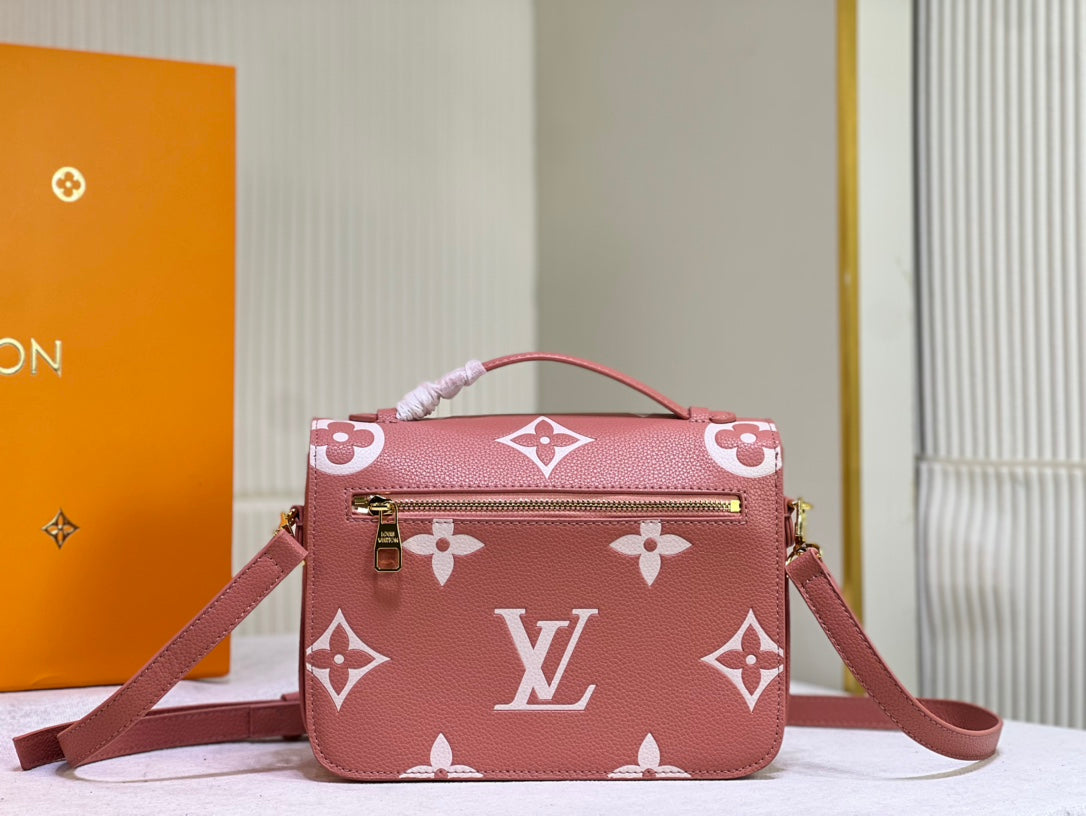 Louis Vuitton Pochette Metis Dark Pink 25Cm