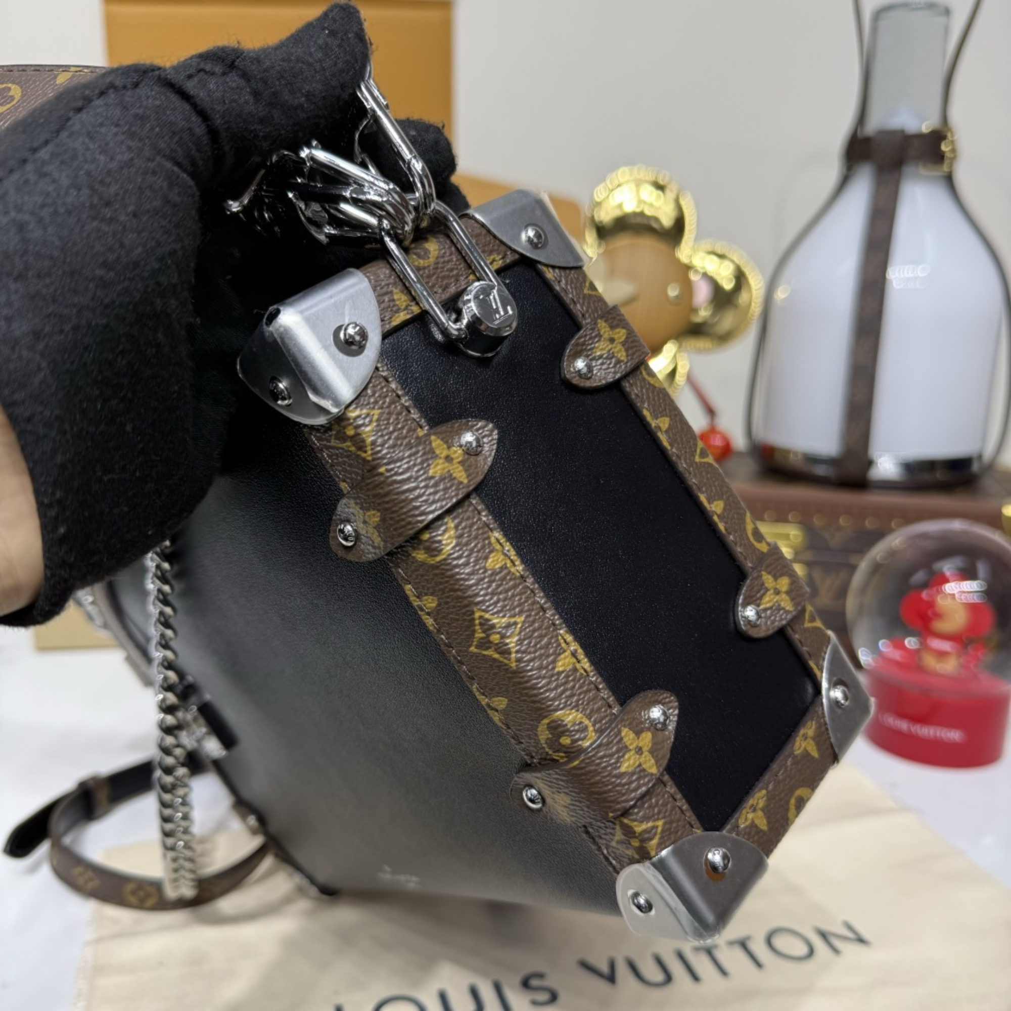 Louis Vuitton Side Trunk M15195 23.5cm/9.3in