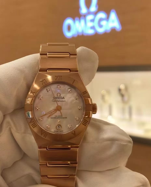 Omega Constellation Ladies' Selection 29mm yellow gold on yellow gold 131.50.29.20.55.002