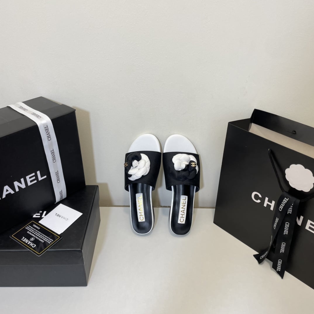 Chanel Camellia Slides Black White