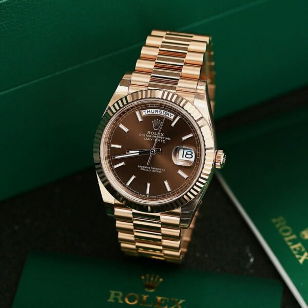 [Superclone] Rolex Day-Date 40mm Chocolate Dial Everose President 228235