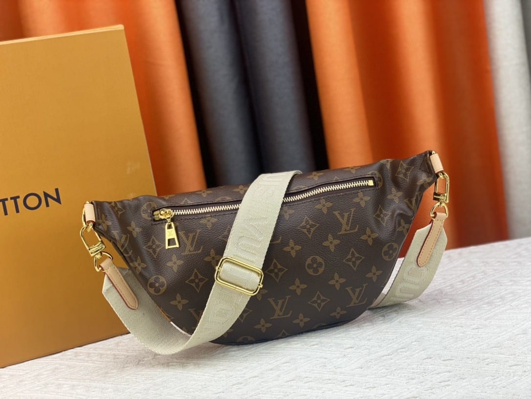 Louis Vuitton High Rise Monogram 38Cm M46784