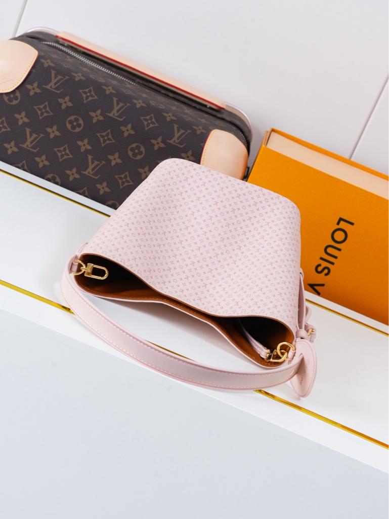 Louis Vuitton All In BB Bag Light Bliss 16cm M28886