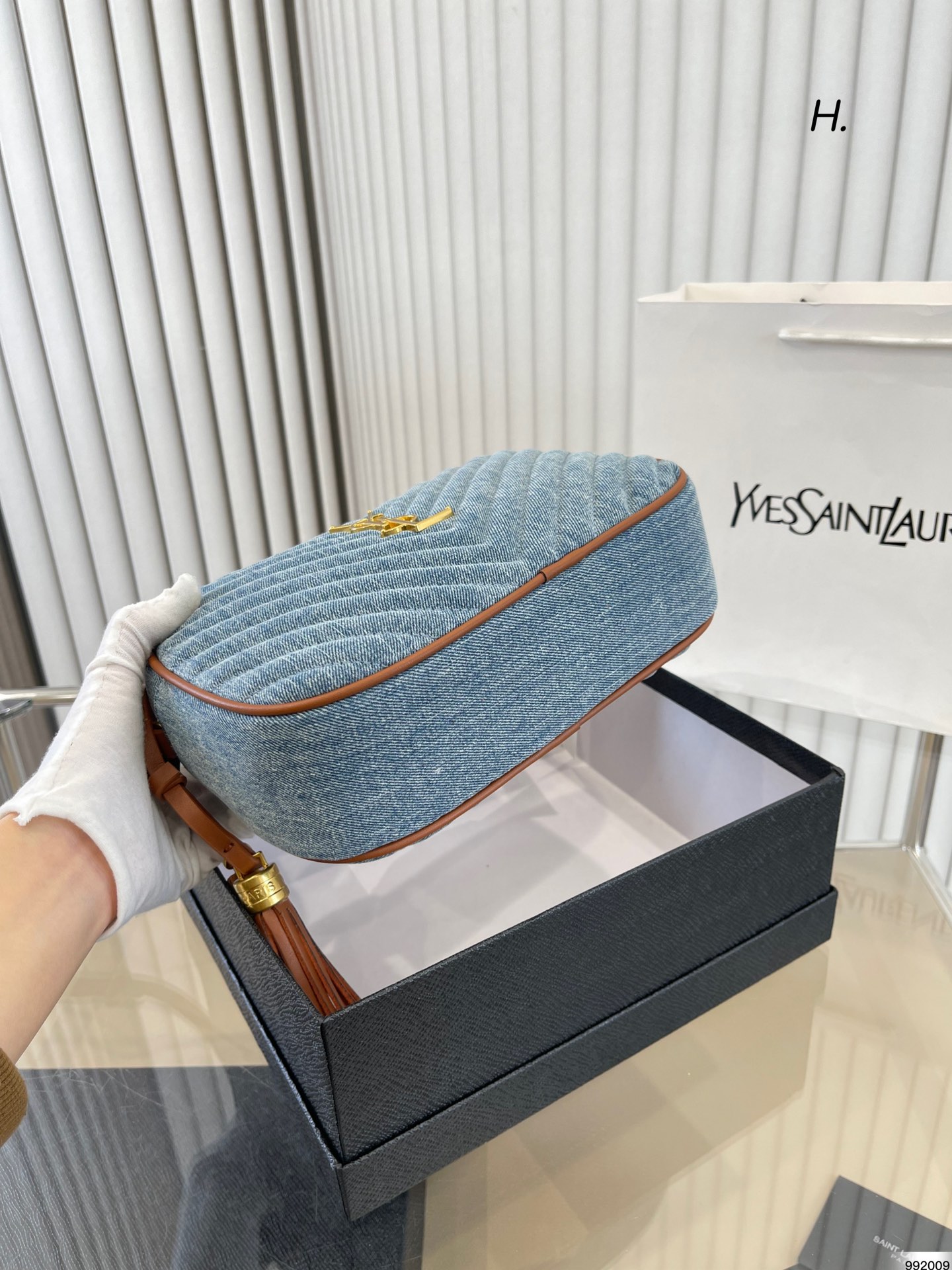 Saint Laurent Women’S Blue Mini Lou Denim Camera Bag 23Cm