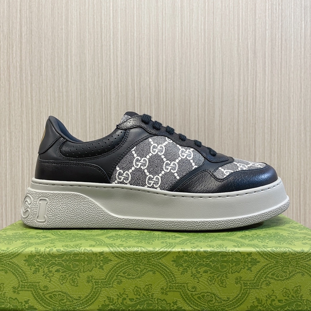 Gucci Men’S Gg Trainer Supreme Canvas Black ?669582 Aacod 1072