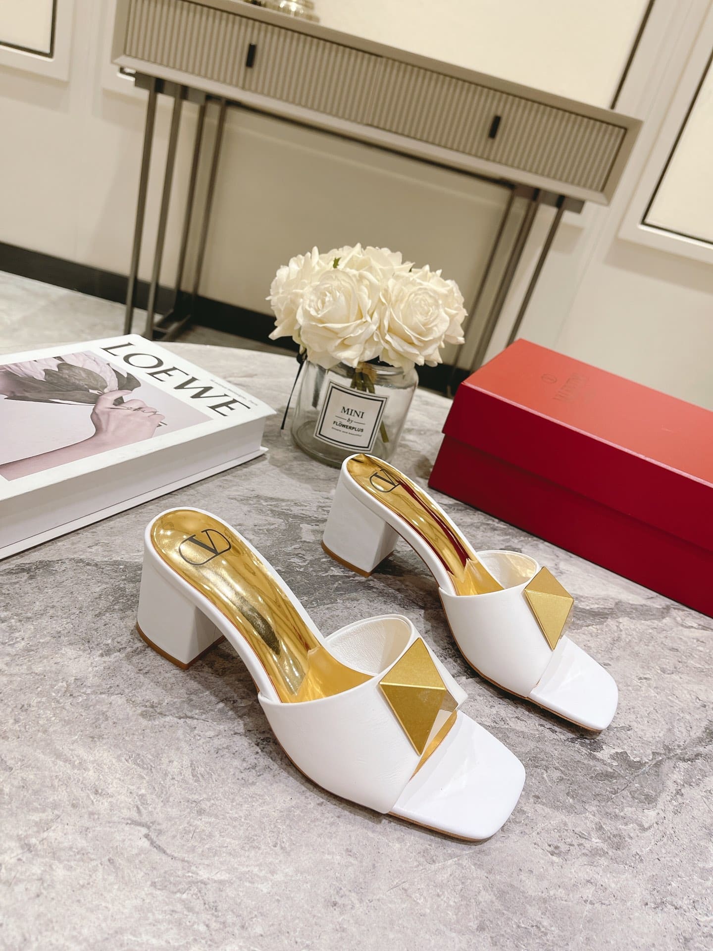 Valentino Garavani One Stud Heeled Sandals White Ws0El3Cyii16