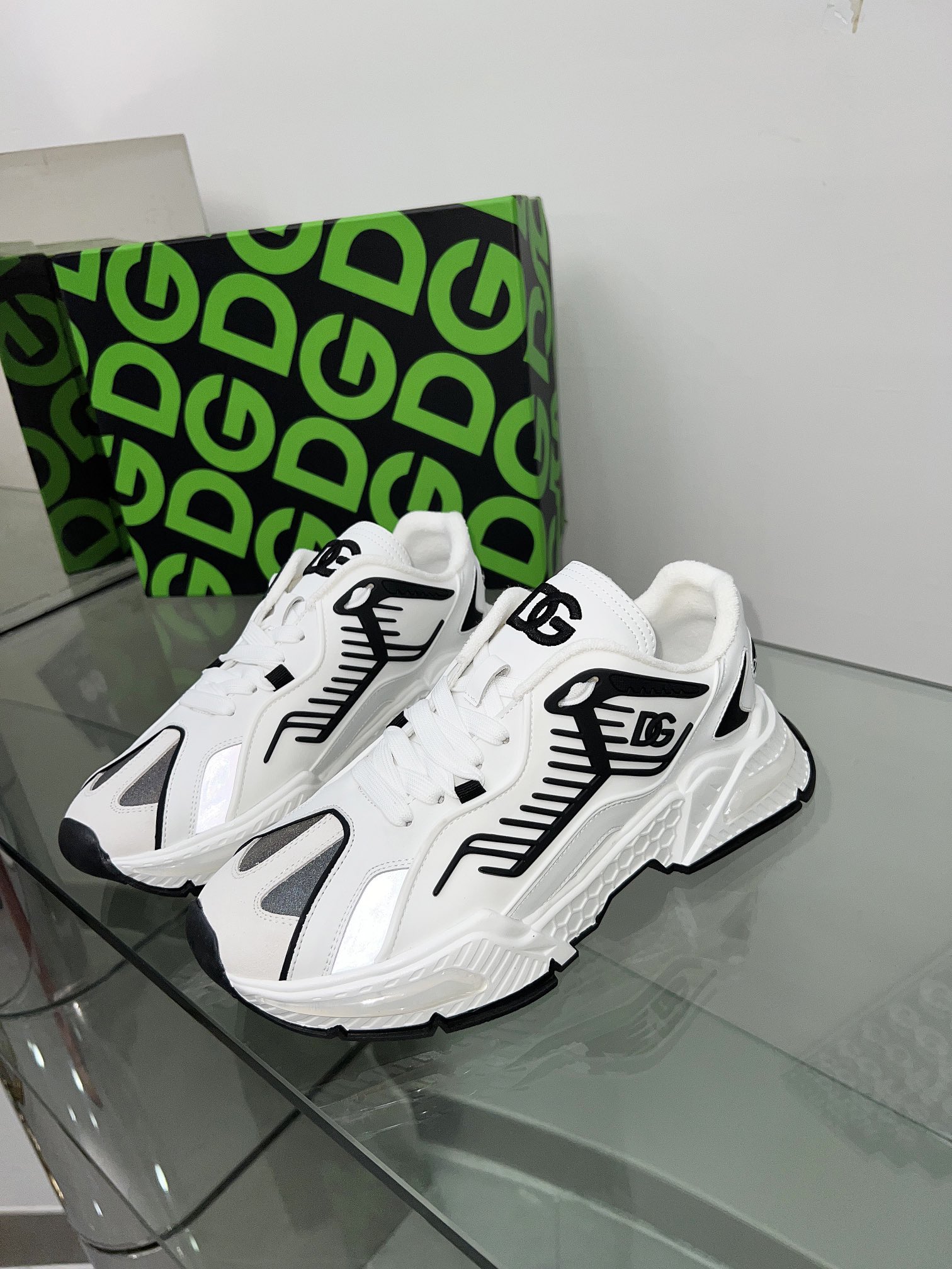 DOLCE & GABBANA MIXED-MATERIAL AIRMASTER SNEAKERS