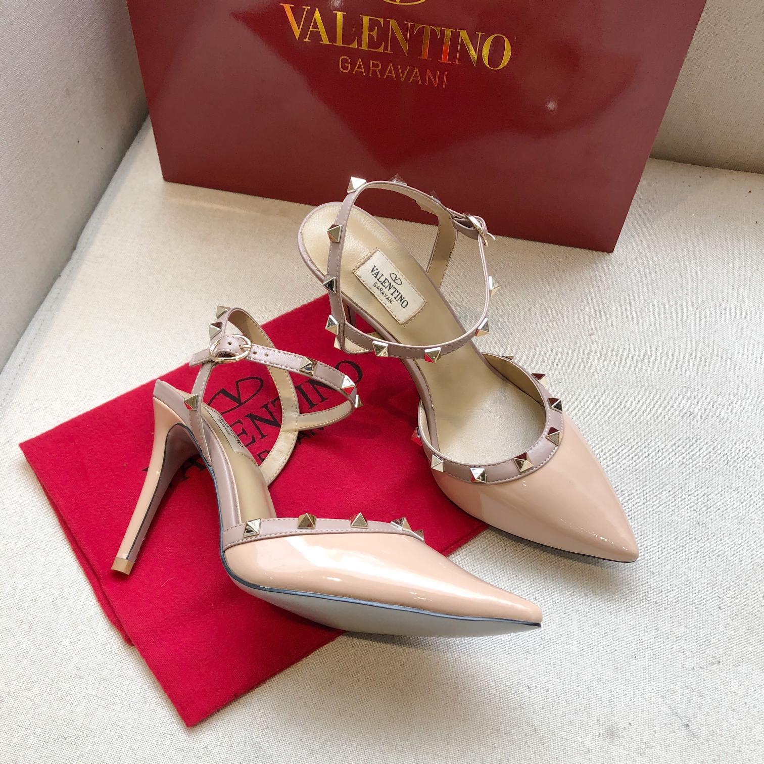 Valentino Rockstud Nude Slingback