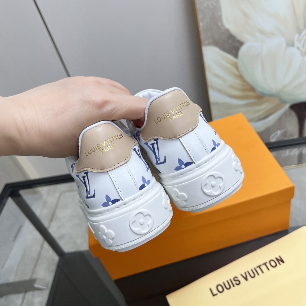Louis Vuitton Time Out Sneaker Blue 1Ahoof