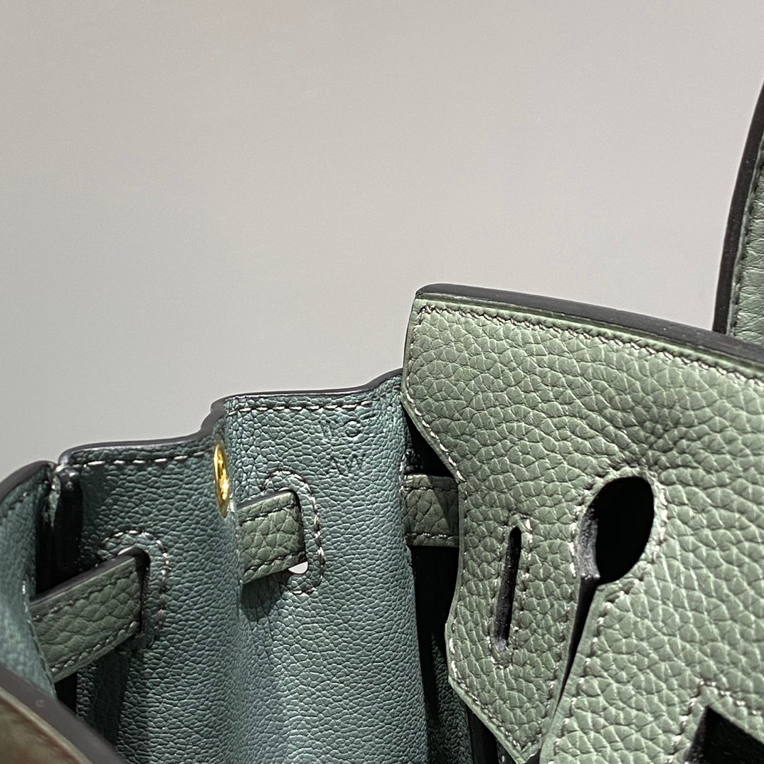 Hermes Birkin 20Cm Vert Amande Togo Leather Gold Hardware