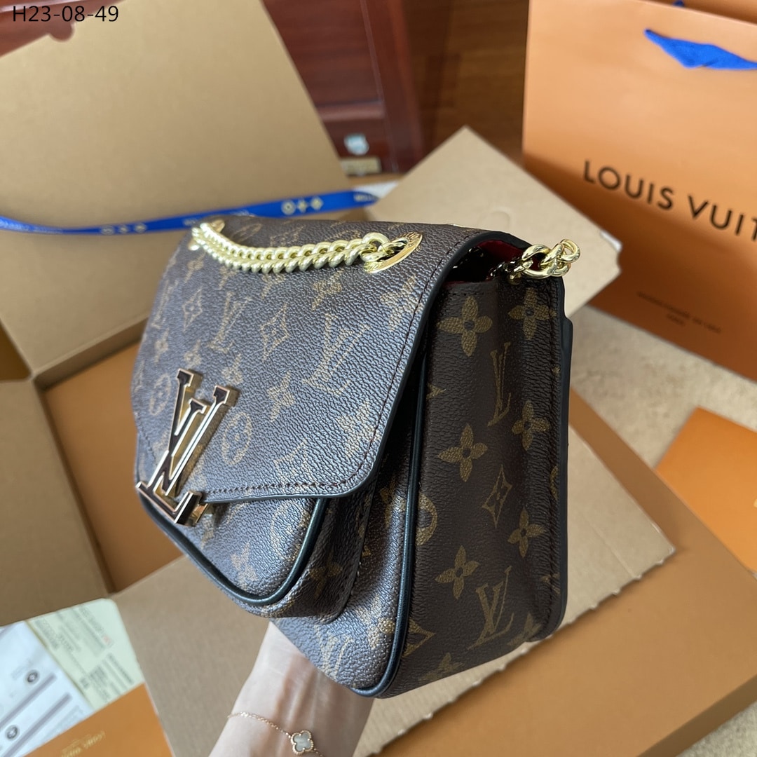 Louis Vuitton Passy Monogram Canvas 23Cm M45592