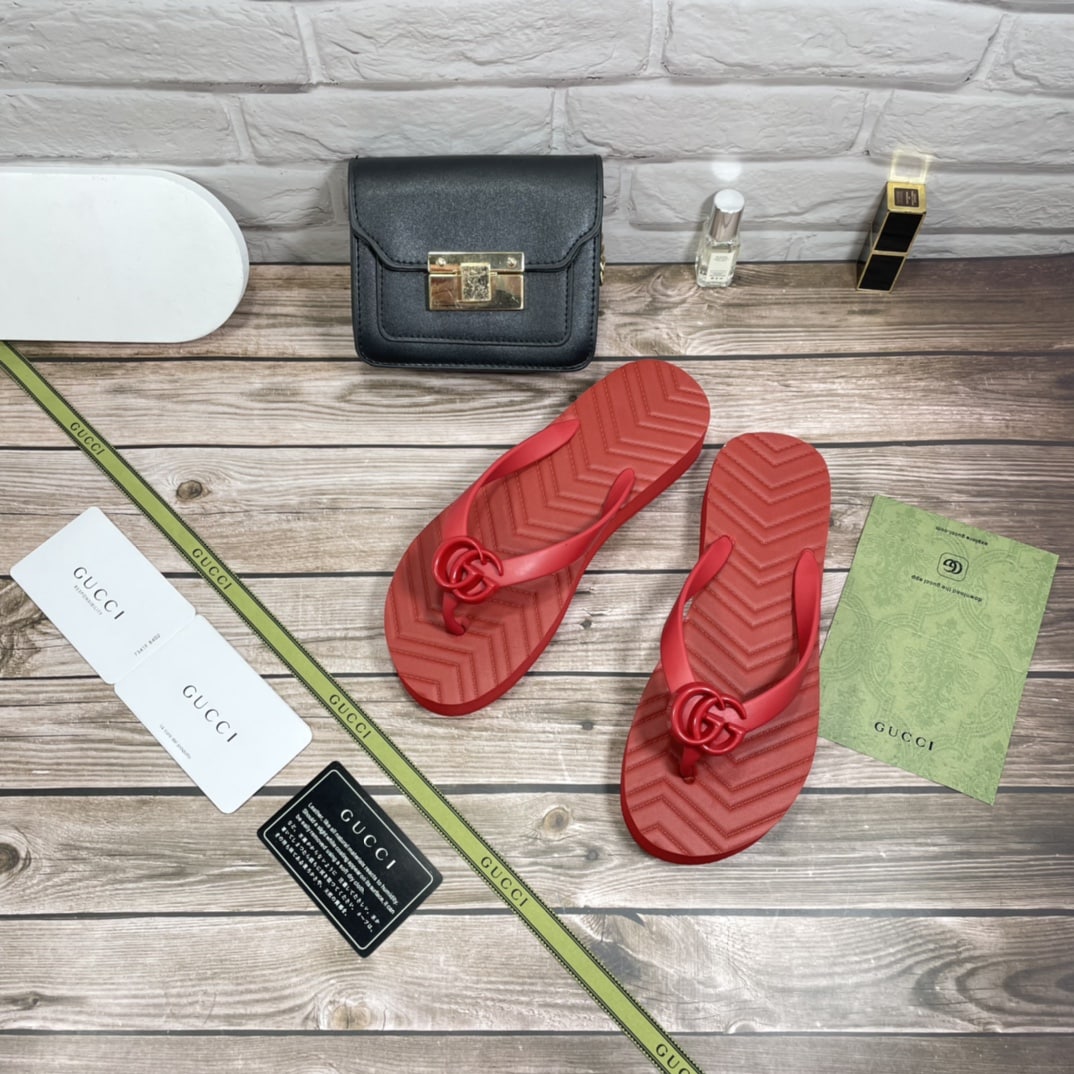 Gucci Women?S Chevron Thong Red ??655463 J8710 6433