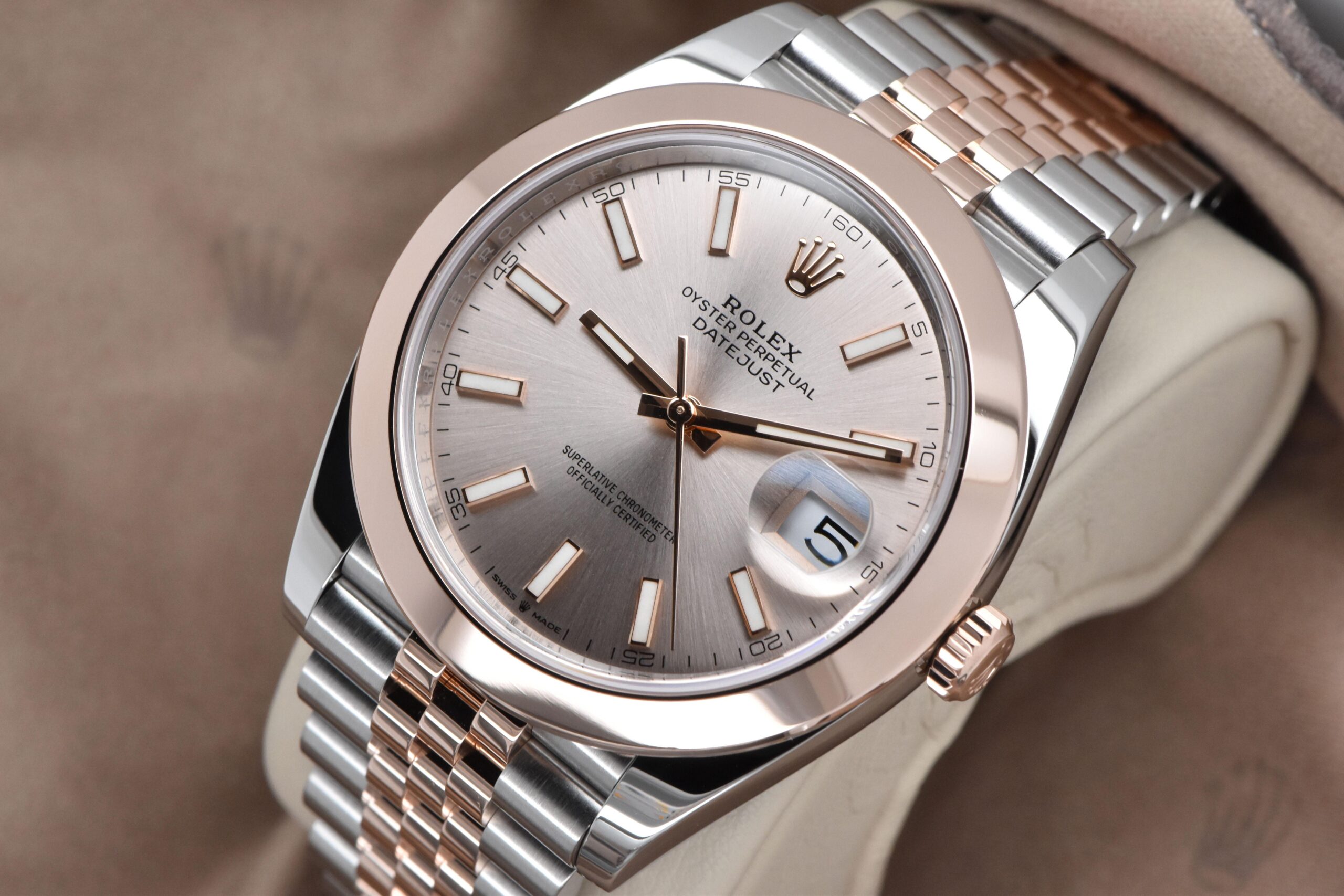 [Superclone] Rolex Datejust 41mm Sundust Dial Jubilee 126303