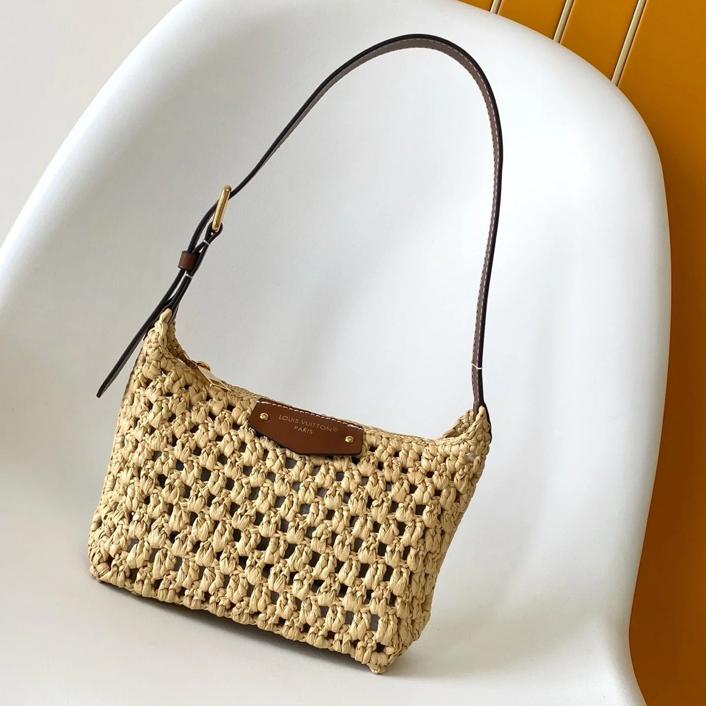 LV Hills Pochette 18.5cm Brown Beige Raffia & Cowhide GHW
