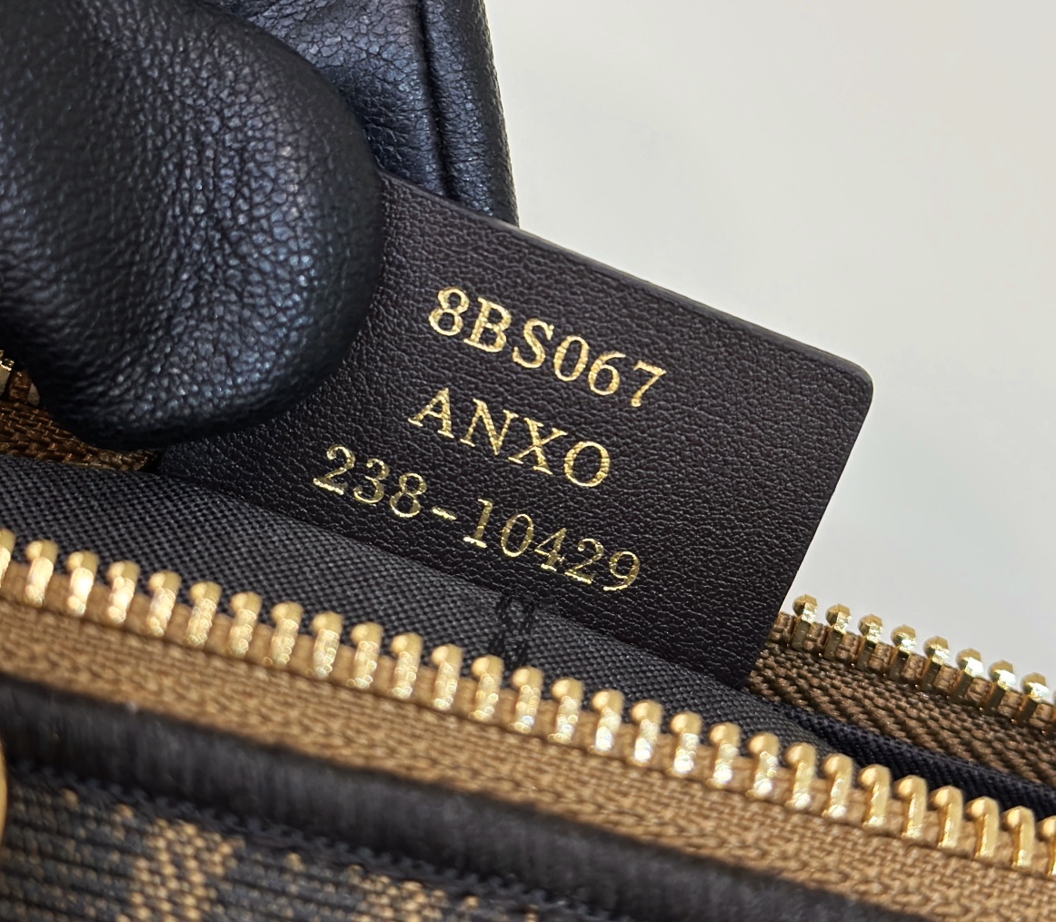 Fendi By The Way Leather Mini Bag18cm