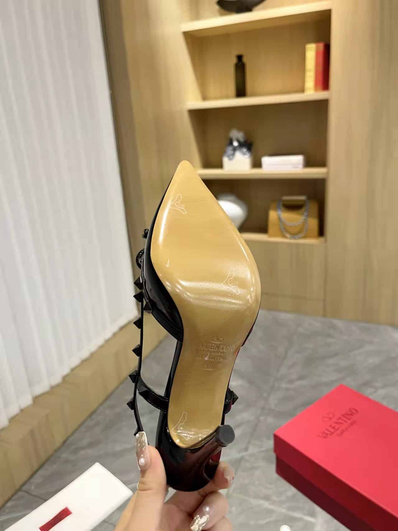 Valentino Rockstud Bow 100 Patent Slingback Pump Black