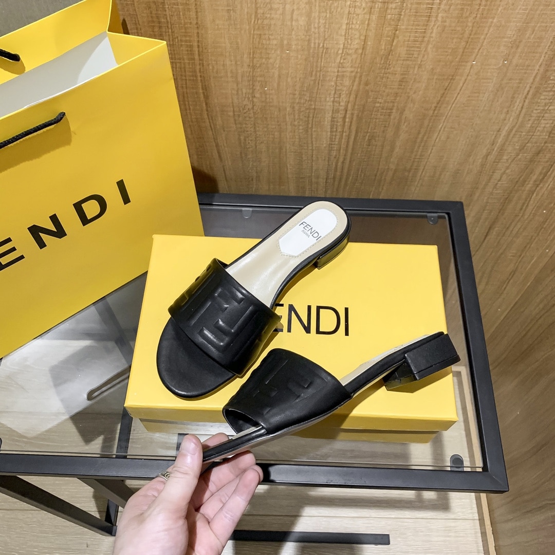 Fendi Silk Cowhide Slippers Black